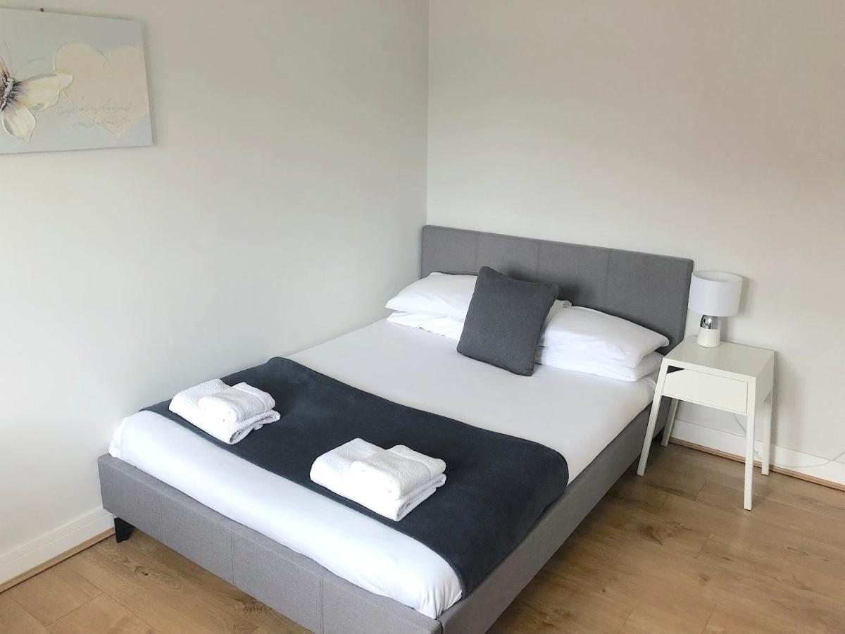 2 Bedroom Large First Floor Apartment With Free Parking Loughborough Zewnętrze zdjęcie