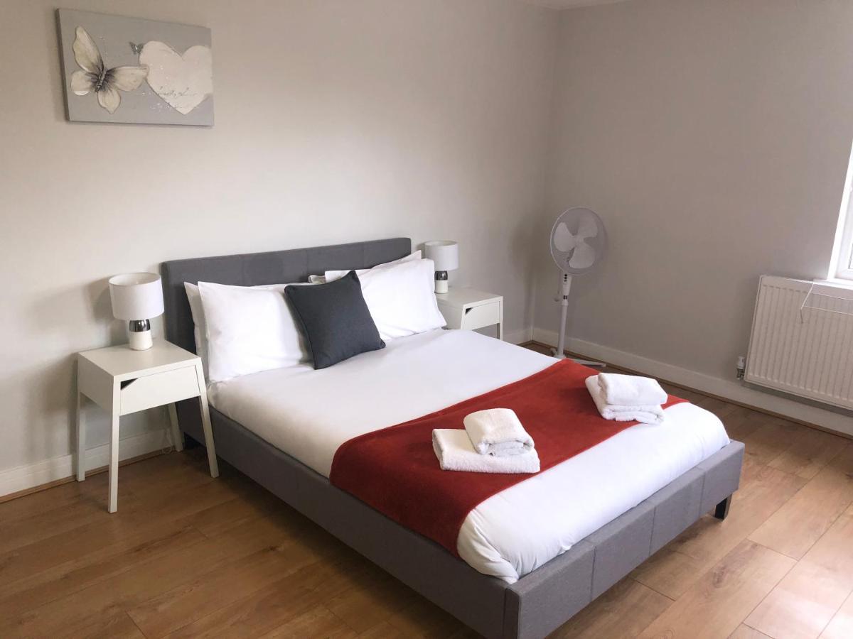 2 Bedroom Large First Floor Apartment With Free Parking Loughborough Zewnętrze zdjęcie